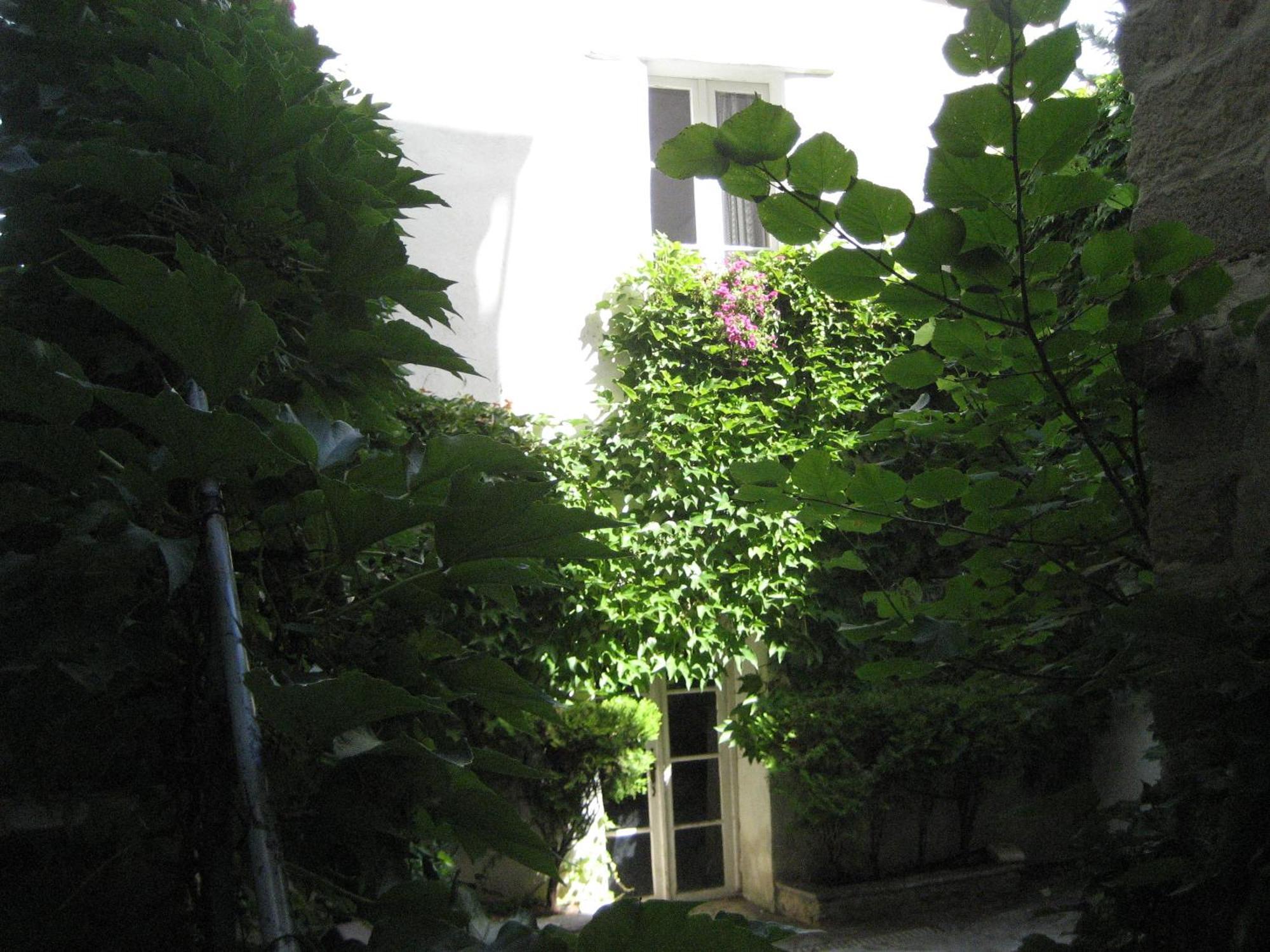 Maison D'Hotes De L'Eveche Bed & Breakfast Vaison-la-Romaine Exterior photo