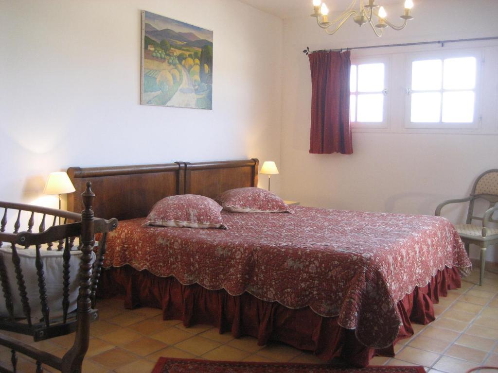 Maison D'Hotes De L'Eveche Bed & Breakfast Vaison-la-Romaine Room photo