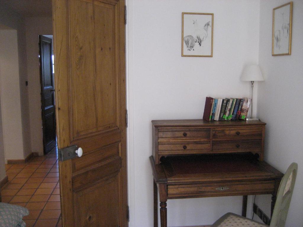 Maison D'Hotes De L'Eveche Bed & Breakfast Vaison-la-Romaine Room photo